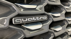 Audi Q5 50 TFSI e Quattro S Line 5dr S Tronic Estate